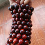 vòng tay tràng hạt gỗ cẩm