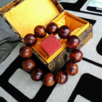 Vòng tay gỗ sưa giá rẻ