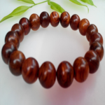 vòng tay gỗ sưa quảng bình may mắn tài lộc