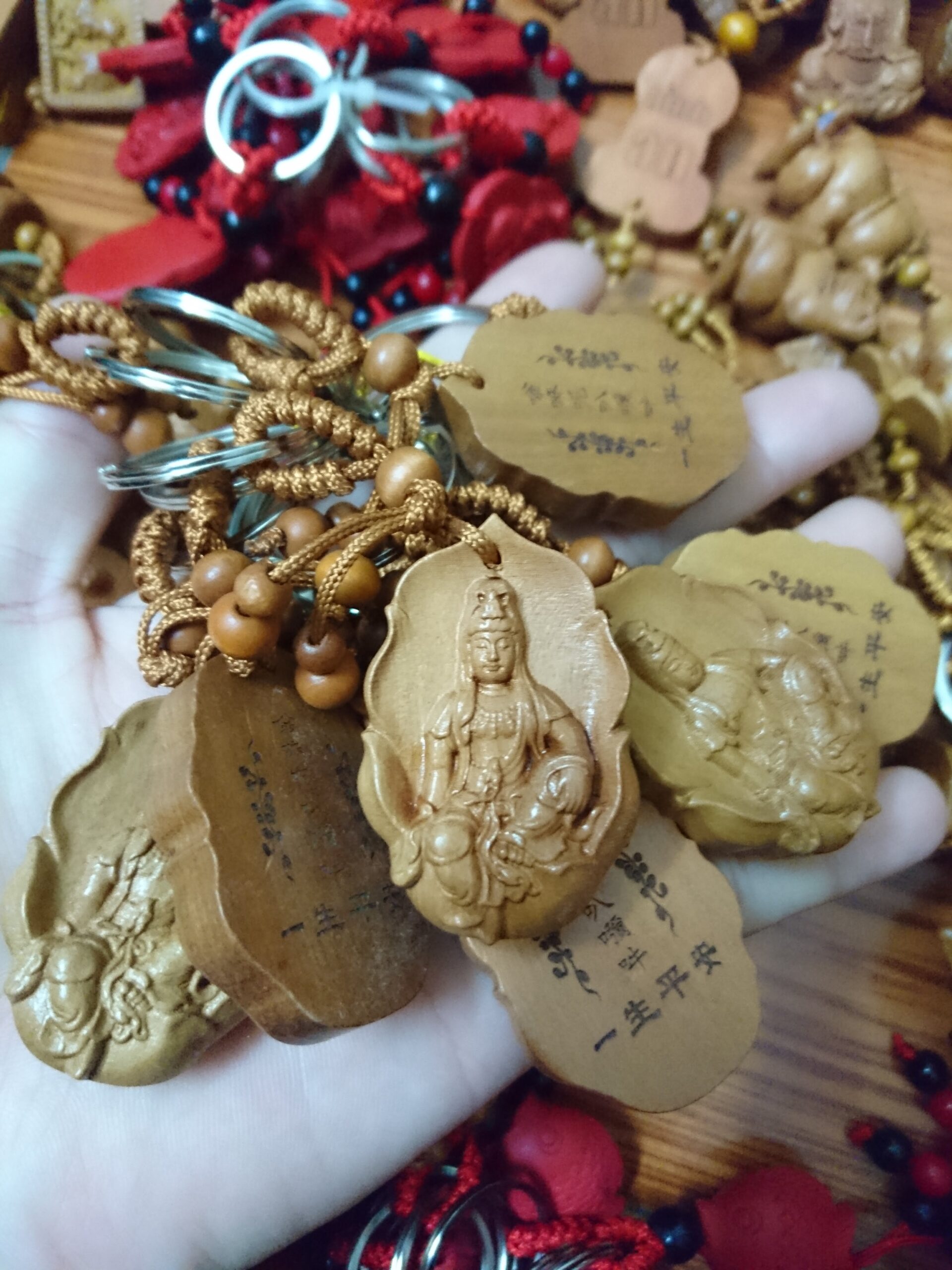 móc khóa gỗ sỉ lẻ giá rẻ toàn quốc