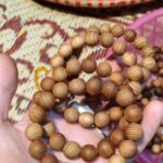 vòng tay gỗ ngọc am hà giang giá rẻ